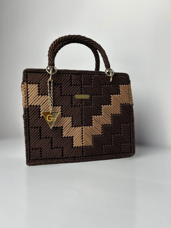 Adom Medium bag (2 colours)